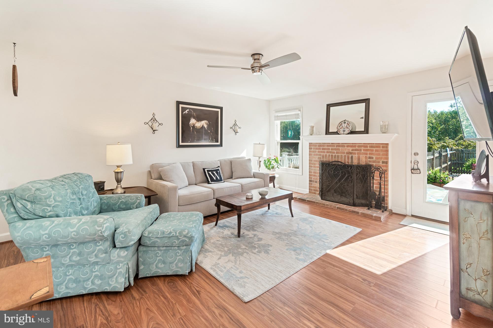 17029 Spates Hill Road Poolesville, MD 20837 - Photo 20 of 67 Bright and sunny spaces everywhere