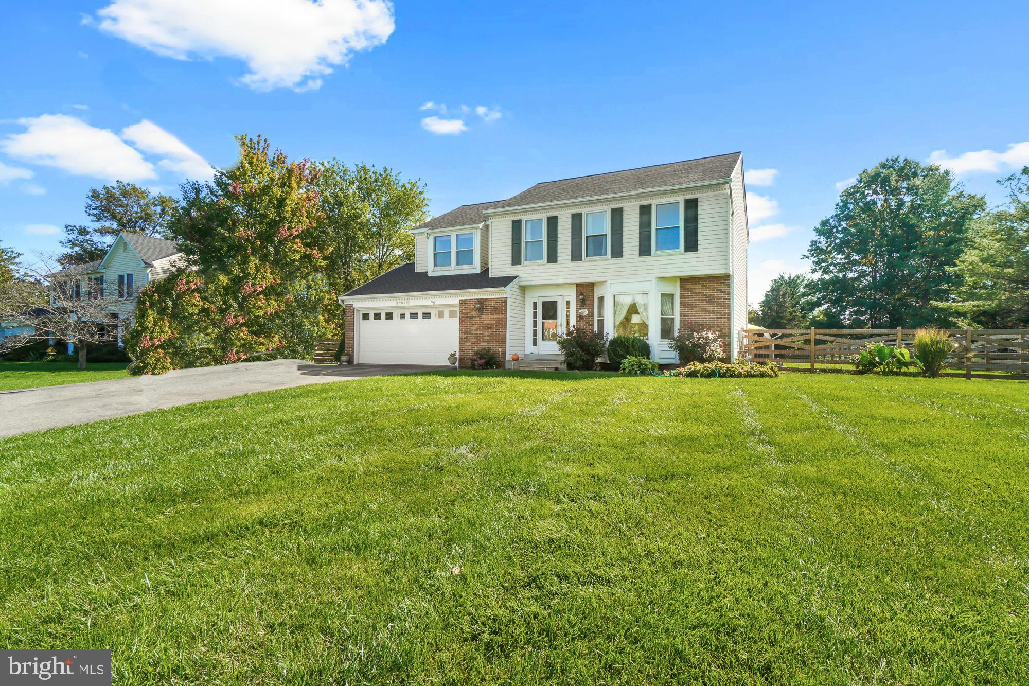 17029 Spates Hill Road Poolesville, MD 20837 - Photo 2 of 67 Huge front yard and 2-car garage!