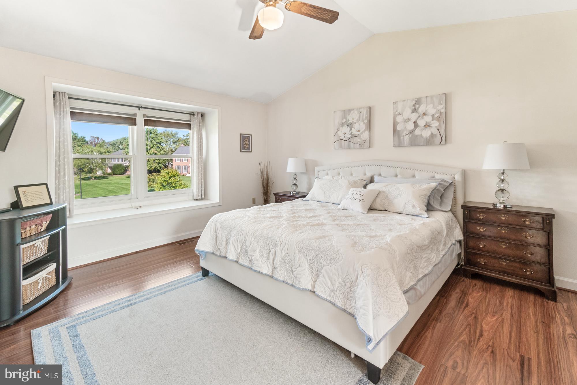 17029 Spates Hill Road Poolesville, MD 20837 - Photo 34 of 67 Large owner's suite with reading space by window!