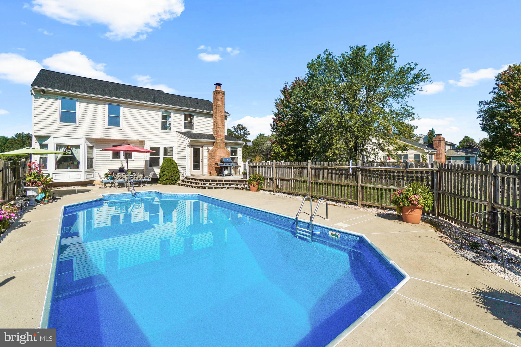 17029 Spates Hill Road Poolesville, MD 20837 - Photo 7 of 67 Still time to use the pool!