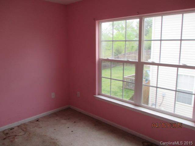 712 Reigate Road Charlotte, NC 28262 - Photo 5 of 12