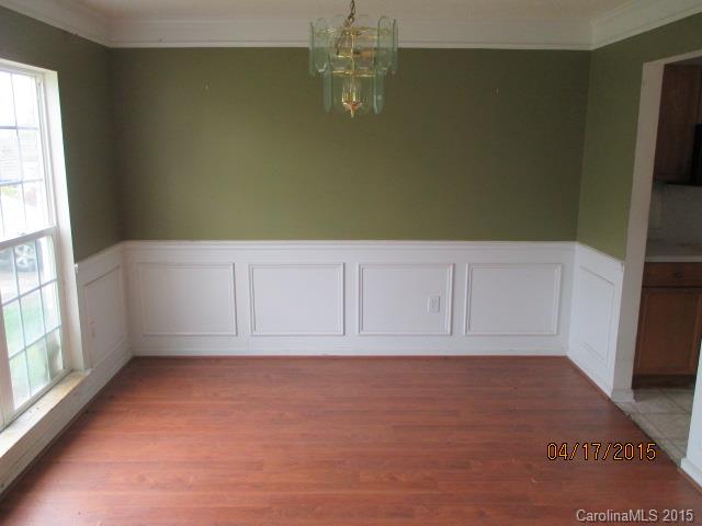 712 Reigate Road Charlotte, NC 28262 - Photo 6 of 12