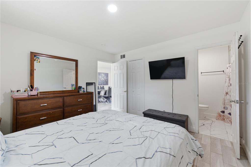 214 North Thompson Road Apopka, FL 32703 - Photo 11 of 26