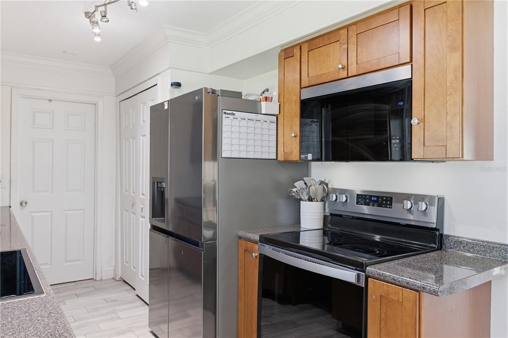 214 North Thompson Road Apopka, FL 32703 - Photo 9 of 26