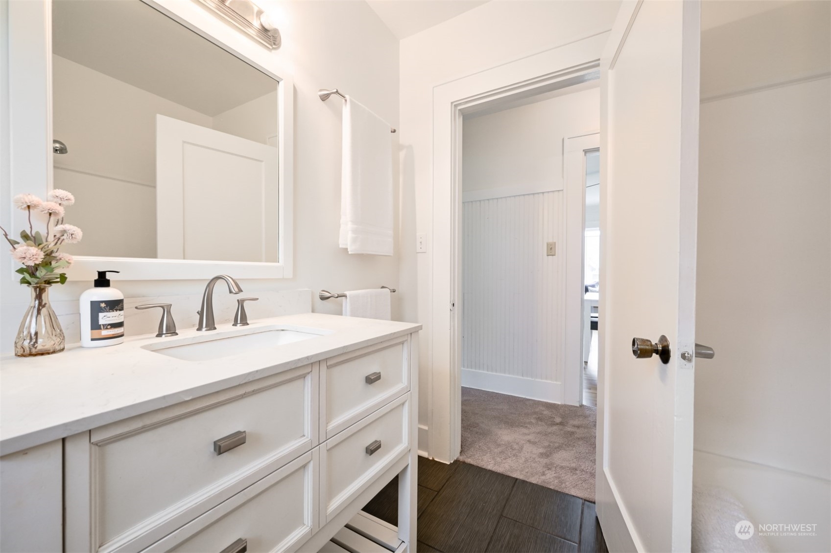 914 Mason Street Bellingham, WA 98225 - Photo 19 of 40 a bathroom with a granite countertop sink mirror and double
