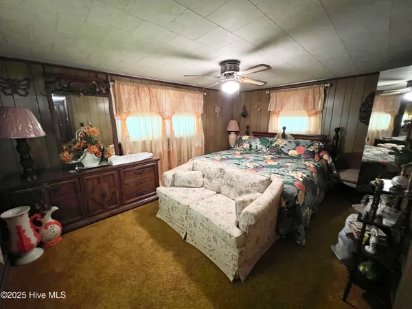 $275,000 | 400 West Barnhill Street, Everetts, NC 27825