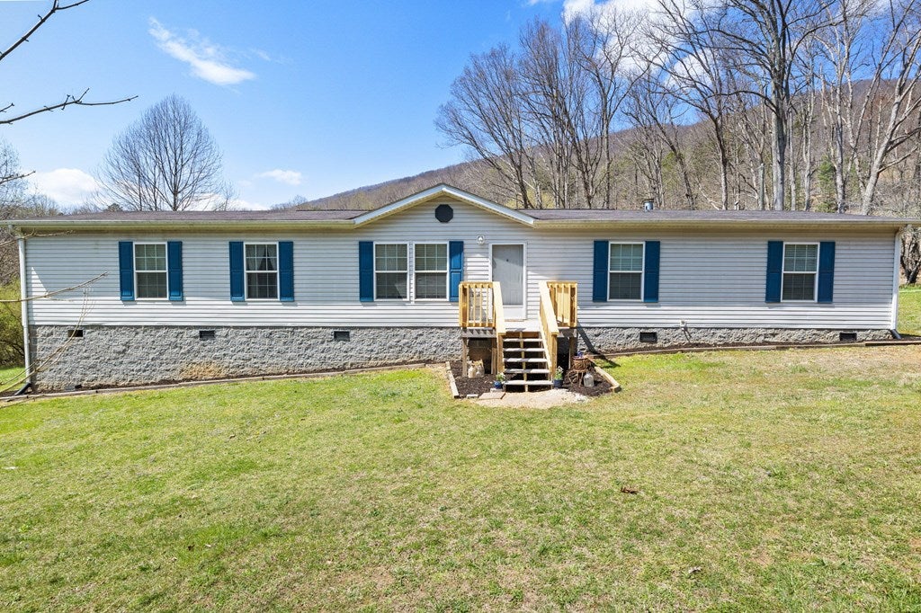 15628 Pinnacle Road Mendota, VA 24270 - Photo 2 of 50 Gallery Image 2