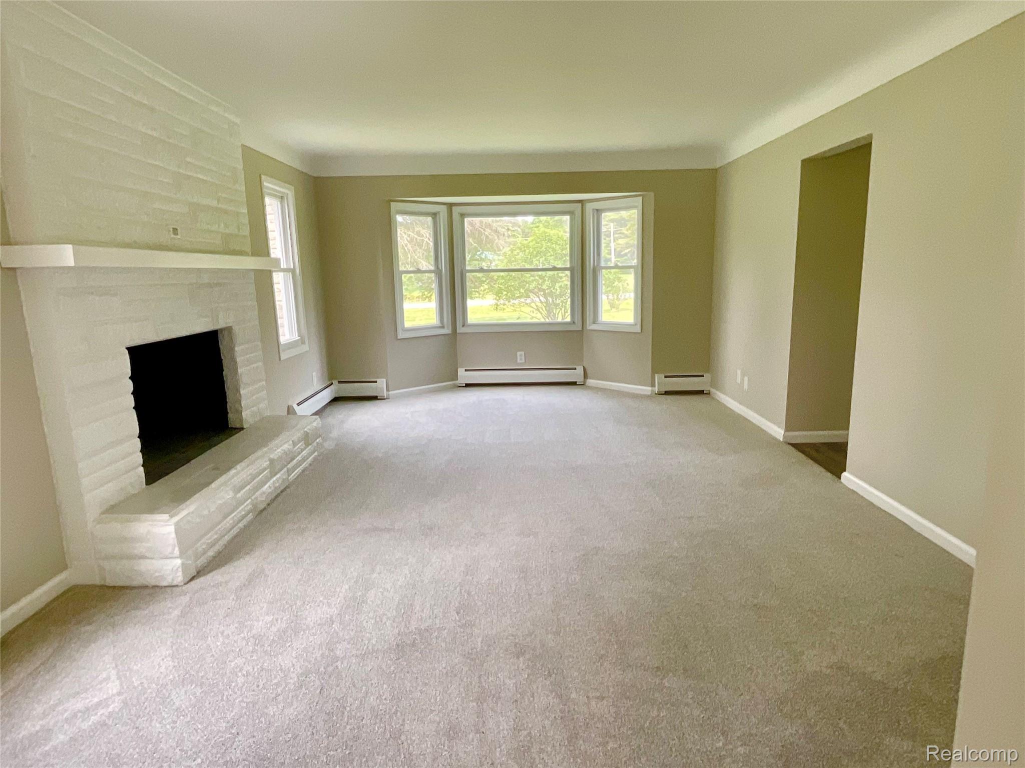 3615 North Mill Road Dryden, MI 48428 - Photo 13 of 49 IMG_0779.jpeg