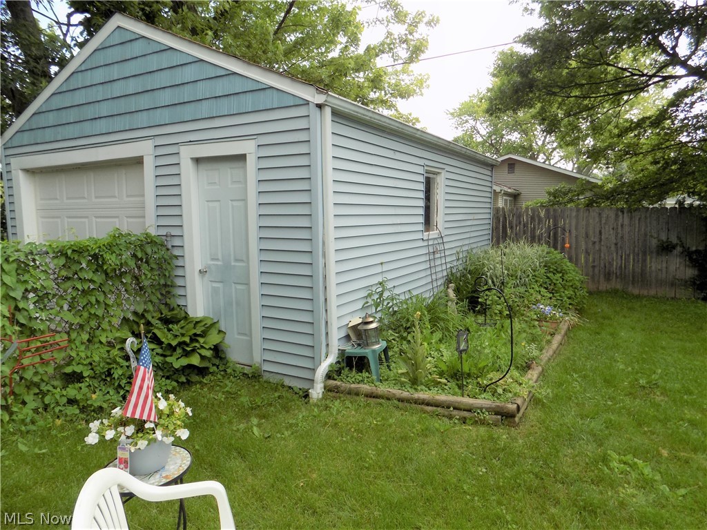 303 Aldrich Road Vermilion, OH 44089 - Photo 8 of 18 Gallery Image 8