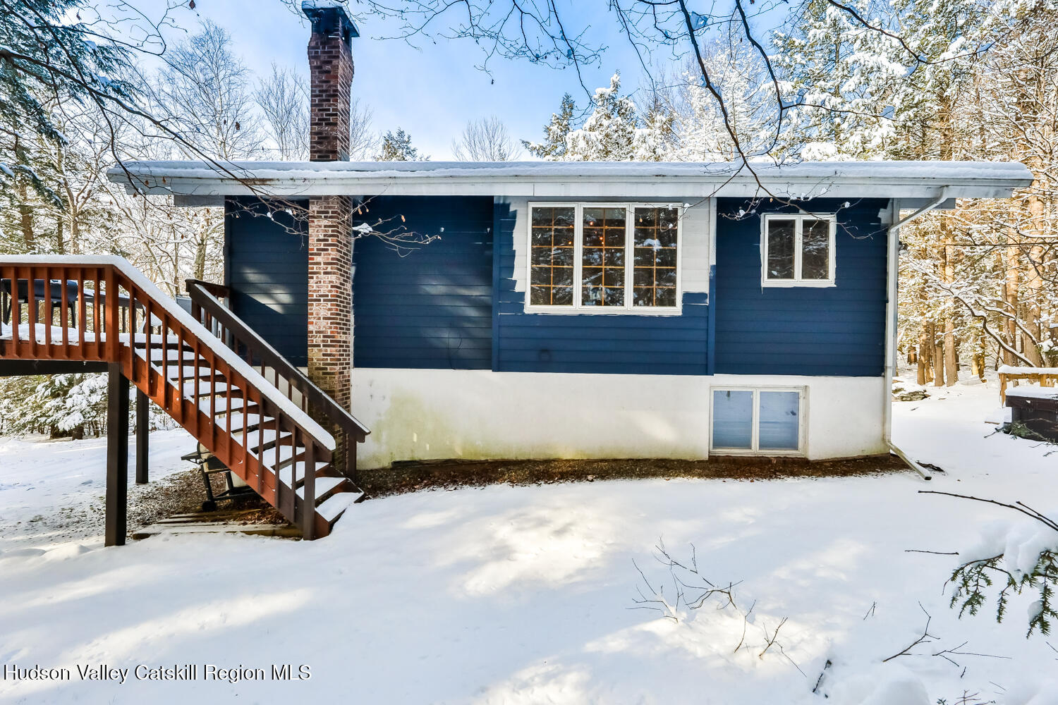 31 Koonan Road Windham, NY 12496 - Photo 6 of 48 a front view of a house with windows