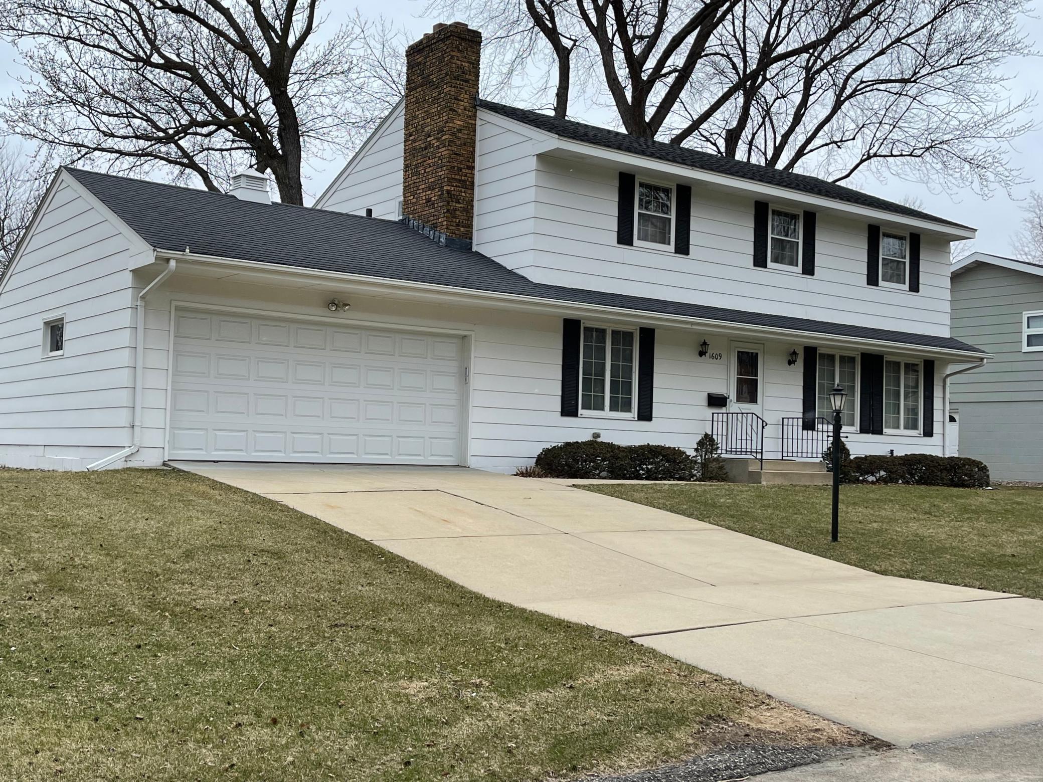 1609 13th Avenue Northwest Rochester, MN 55901 - Photo 1 of 1