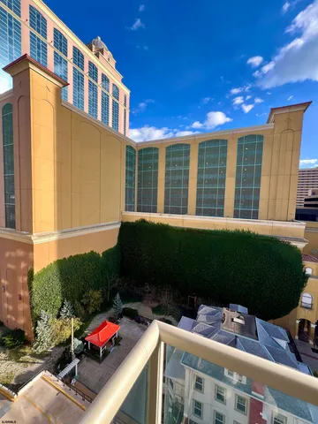 $1,900 | 2834 Atlantic Avenue, Unit 902, Atlantic City, NJ 08401