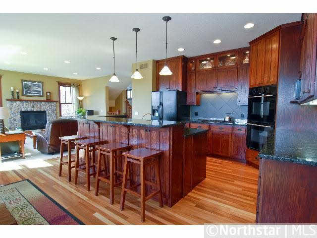 740 Regal Ridge Circle Hudson, WI 54016 - Photo 4 of 13 Gallery Image 4