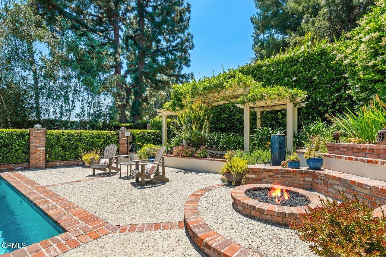 320 North San Rafael Avenue Pasadena, CA 91105 - Photo 34 of 58 swimming pool view with a seating space