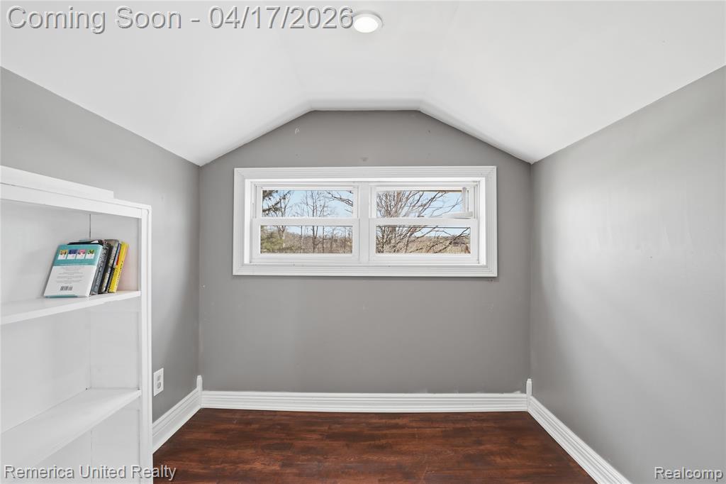 8375 Denton Hill Road Fenton, MI 48430 - Photo 25 of 41 Gallery Image 25