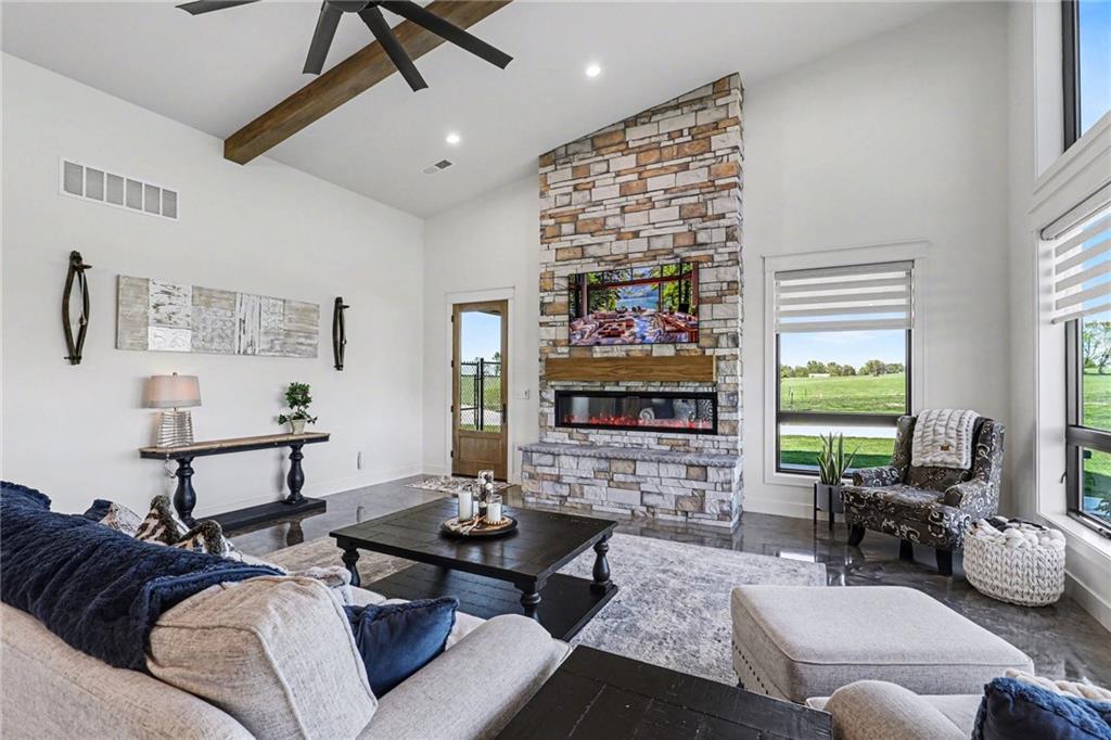 14650 Mt Olivet Road Smithville, MO 64089 - Photo 15 of 43