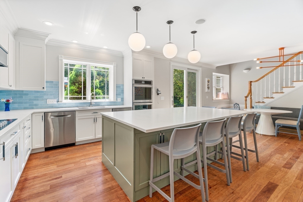 26 Woodridge Road Dover, MA 02030 - Photo 3 of 30