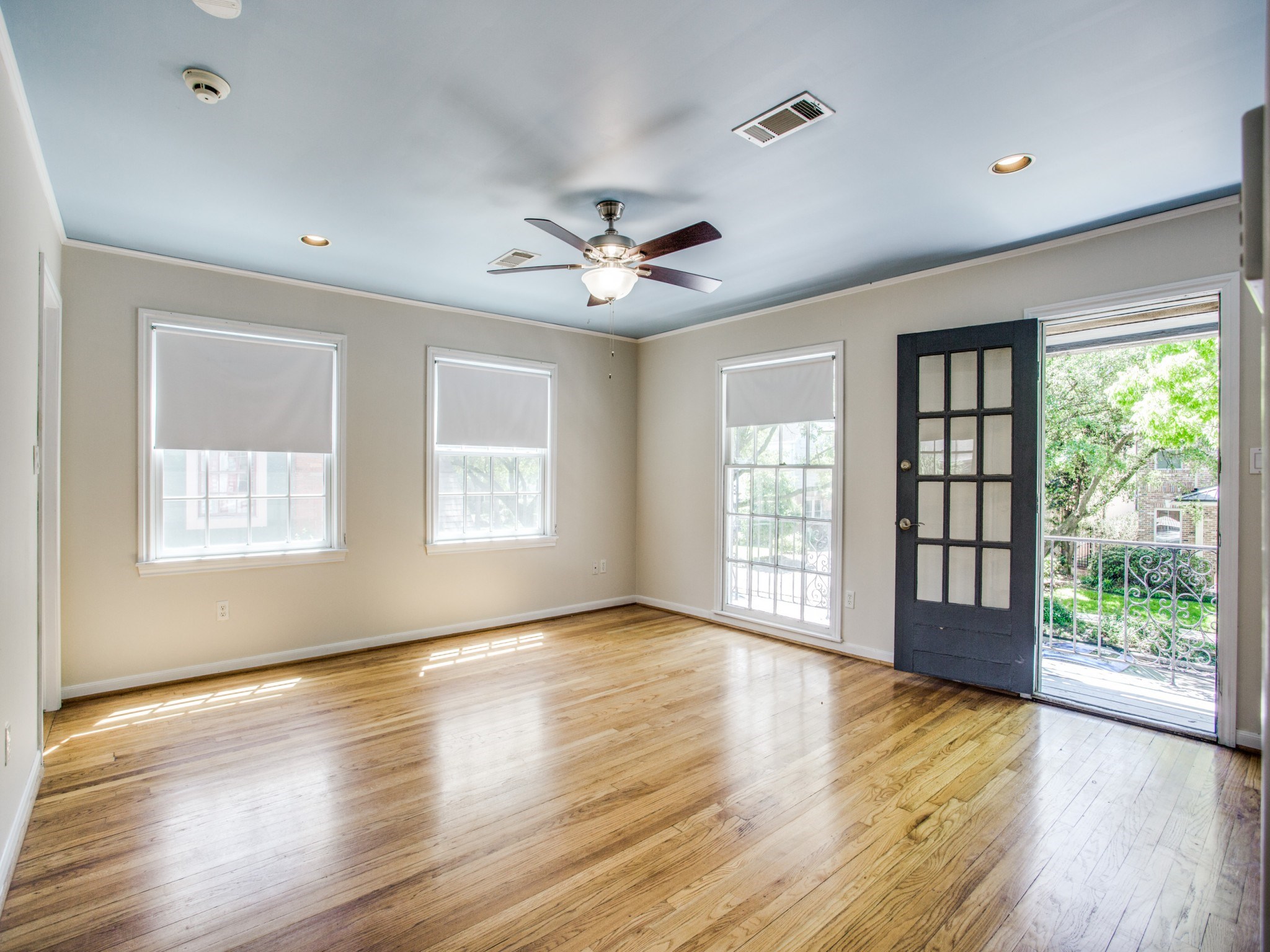 2250 West Main Street Houston, TX 77098 - Photo 19 of 27