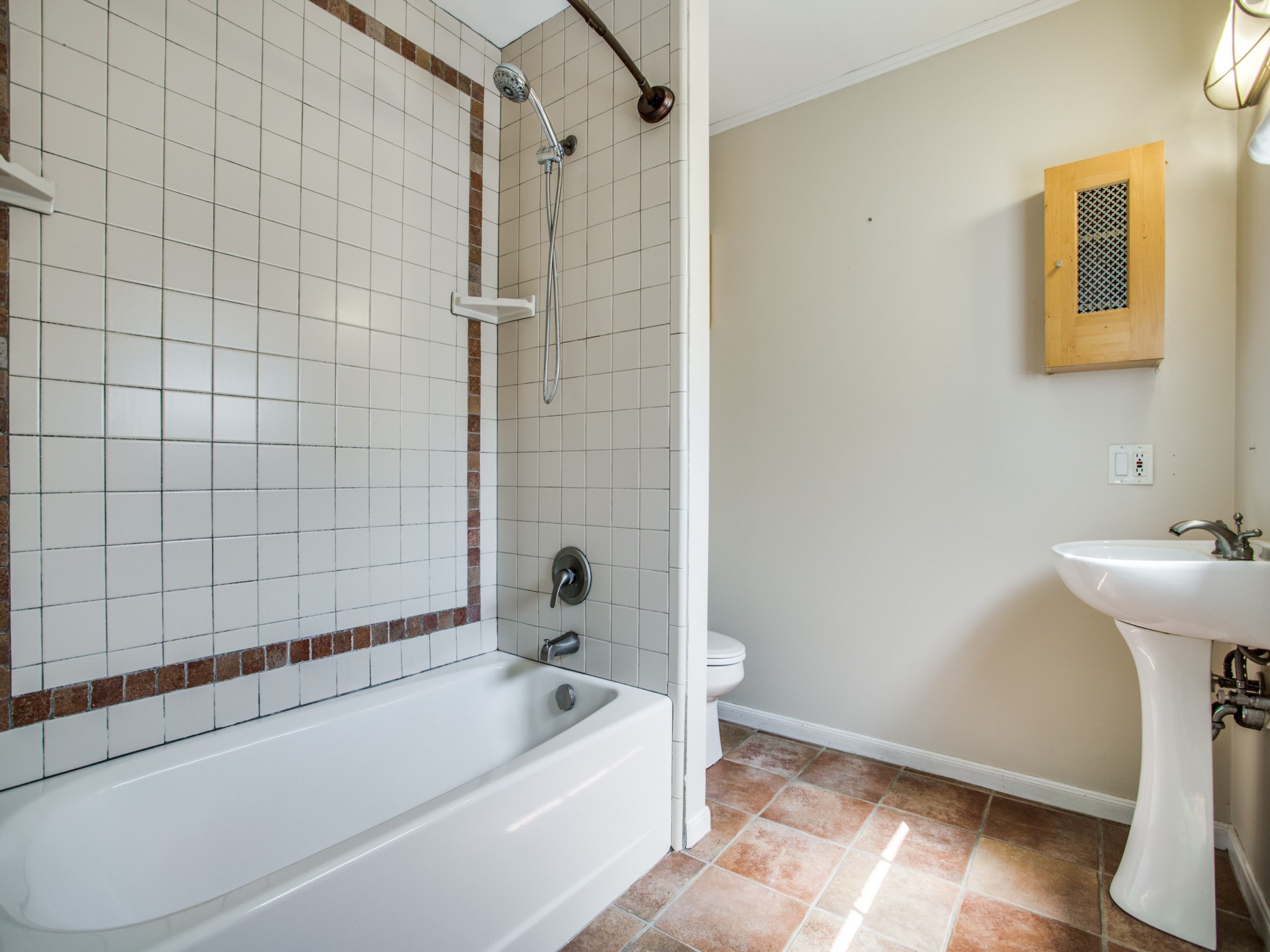 2250 West Main Street Houston, TX 77098 - Photo 20 of 27