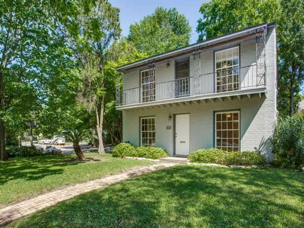 $750,000 | 2250 West Main Street, Houston, TX 77098