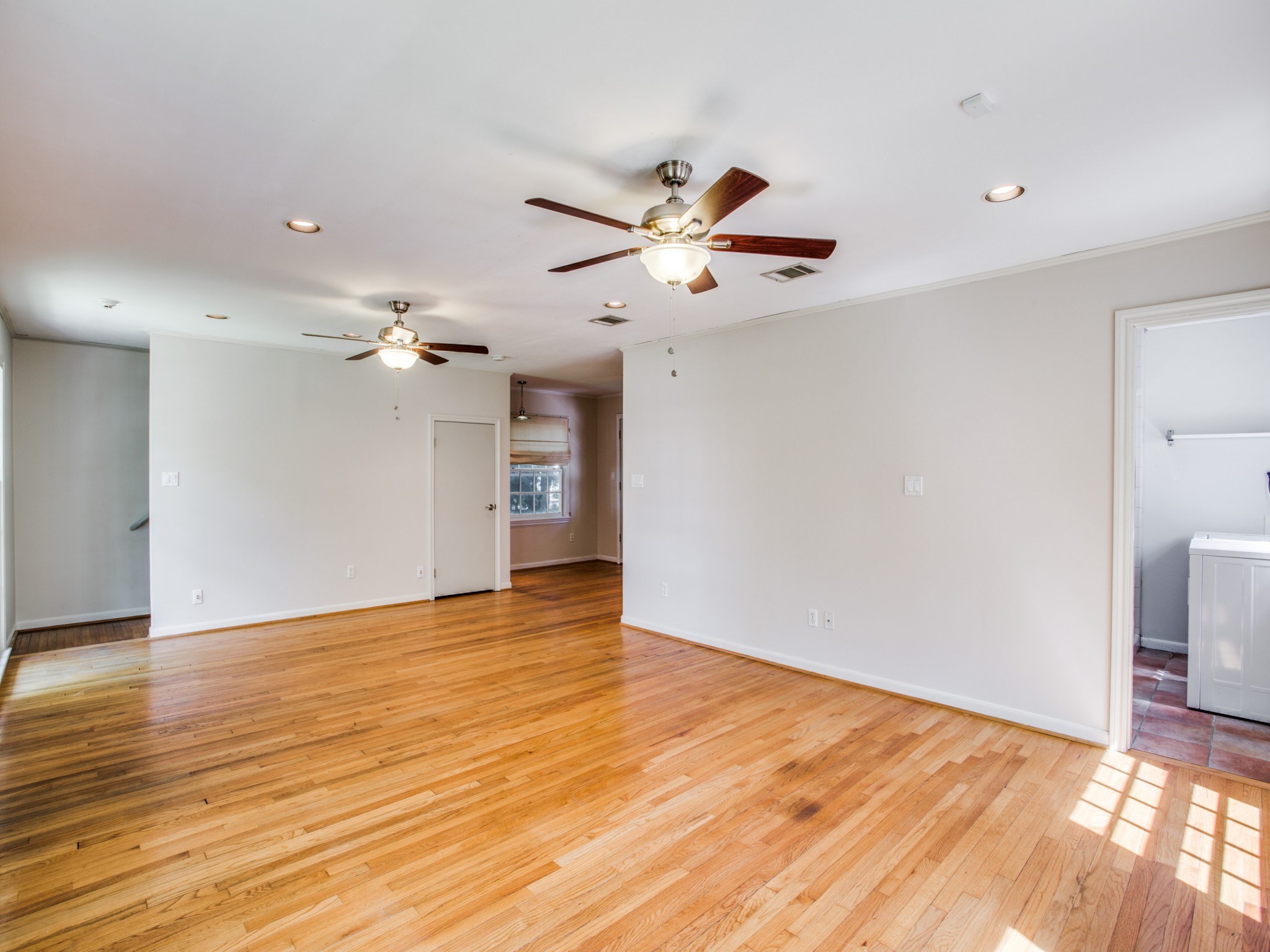 2250 West Main Street Houston, TX 77098 - Photo 7 of 27