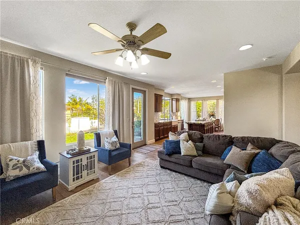 $6,700 | 23011 Bouquet, Mission Viejo, CA 92692