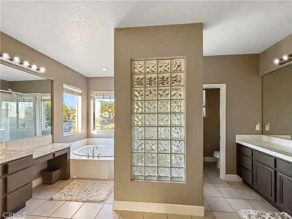 $6,700 | 23011 Bouquet, Mission Viejo, CA 92692
