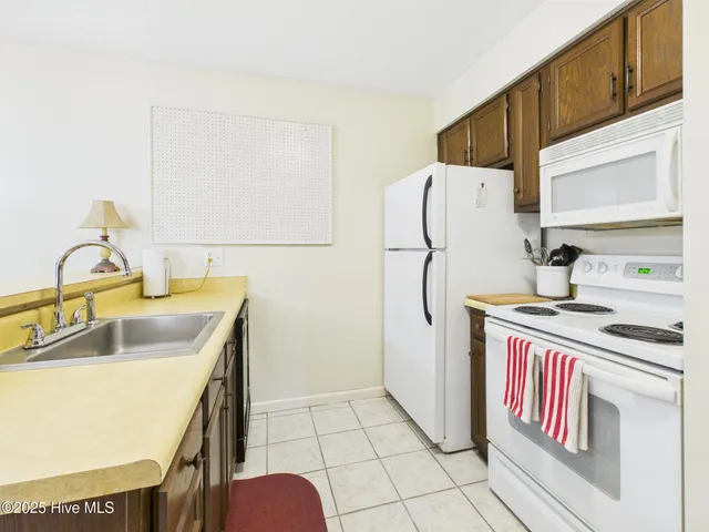 $2,500 | 250 Sugar Gum Lane, Unit 201, Pinehurst, NC 28374