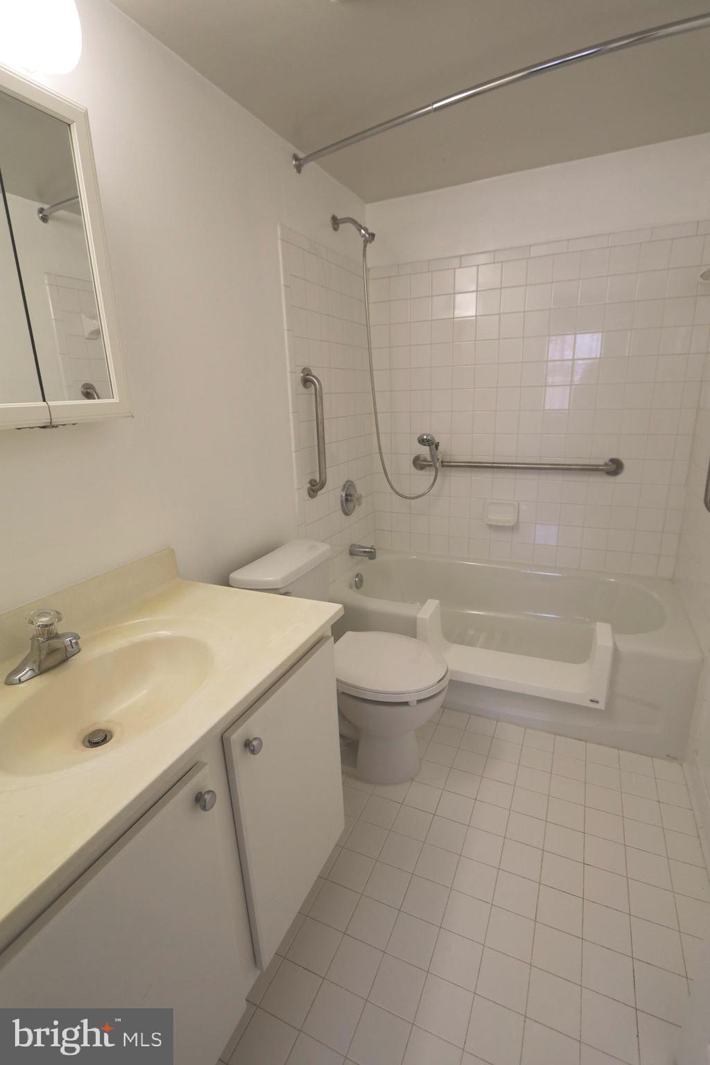 2605 Douglass Road Southeast, Unit 102 Washington, DC 20020 - Photo 6 of 33