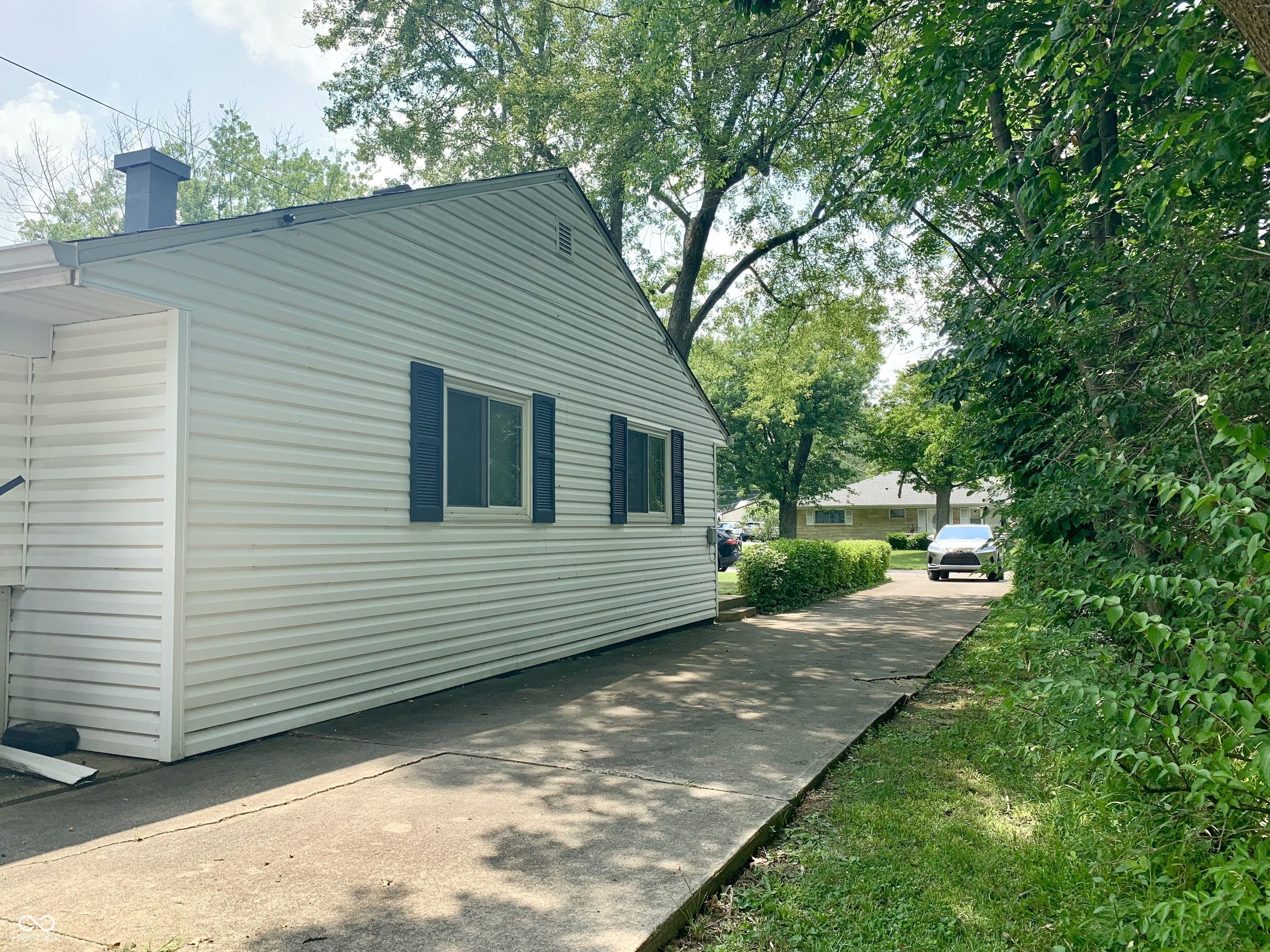 702 North Shellbark Road Muncie, IN 47304 - Photo 17 of 19