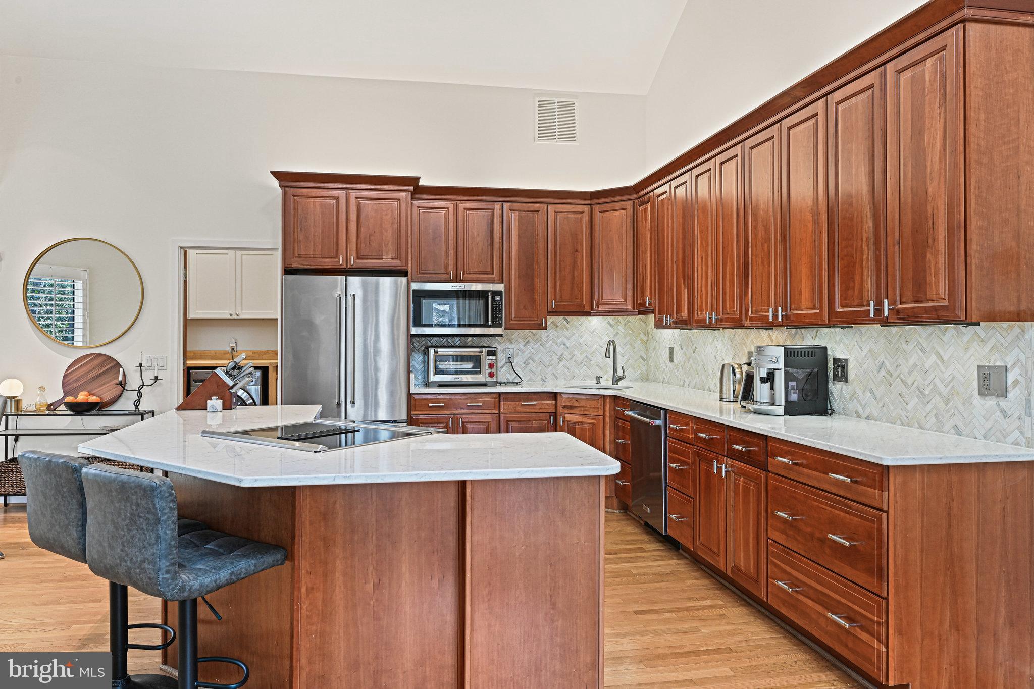 11591 Lake Newport Road Reston, VA 20194 - Photo 11 of 72