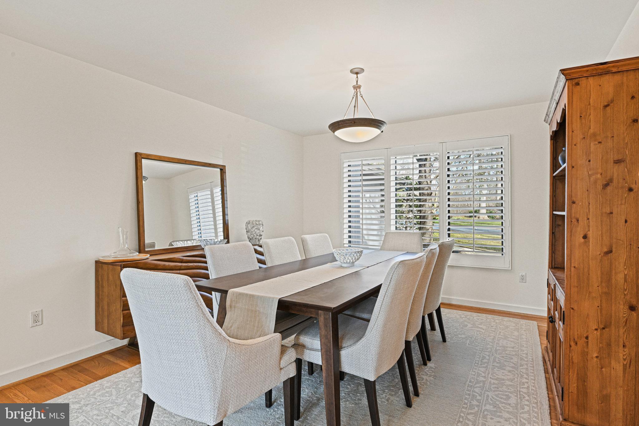 11591 Lake Newport Road Reston, VA 20194 - Photo 15 of 72