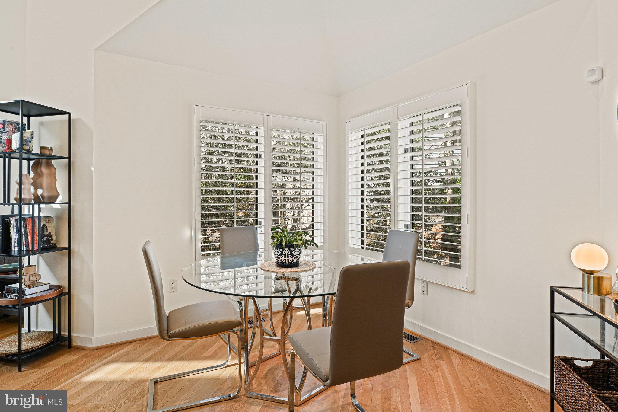 11591 Lake Newport Road Reston, VA 20194 - Photo 19 of 72