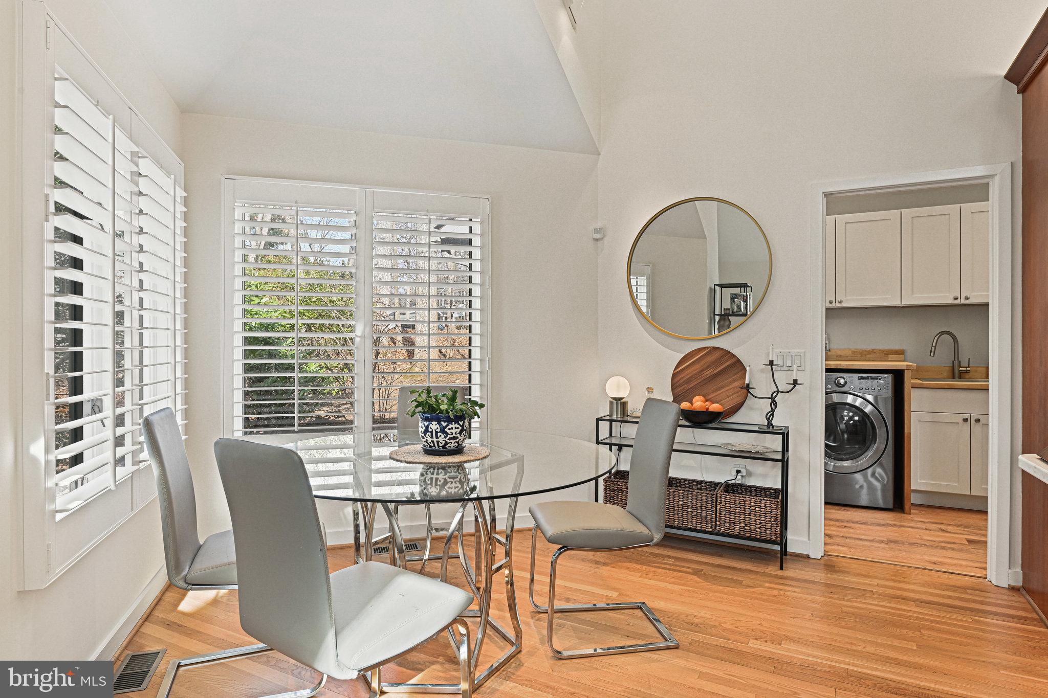 11591 Lake Newport Road Reston, VA 20194 - Photo 20 of 72