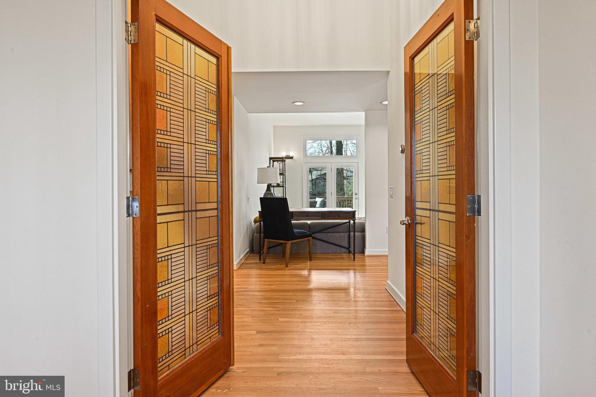 11591 Lake Newport Road Reston, VA 20194 - Photo 3 of 72