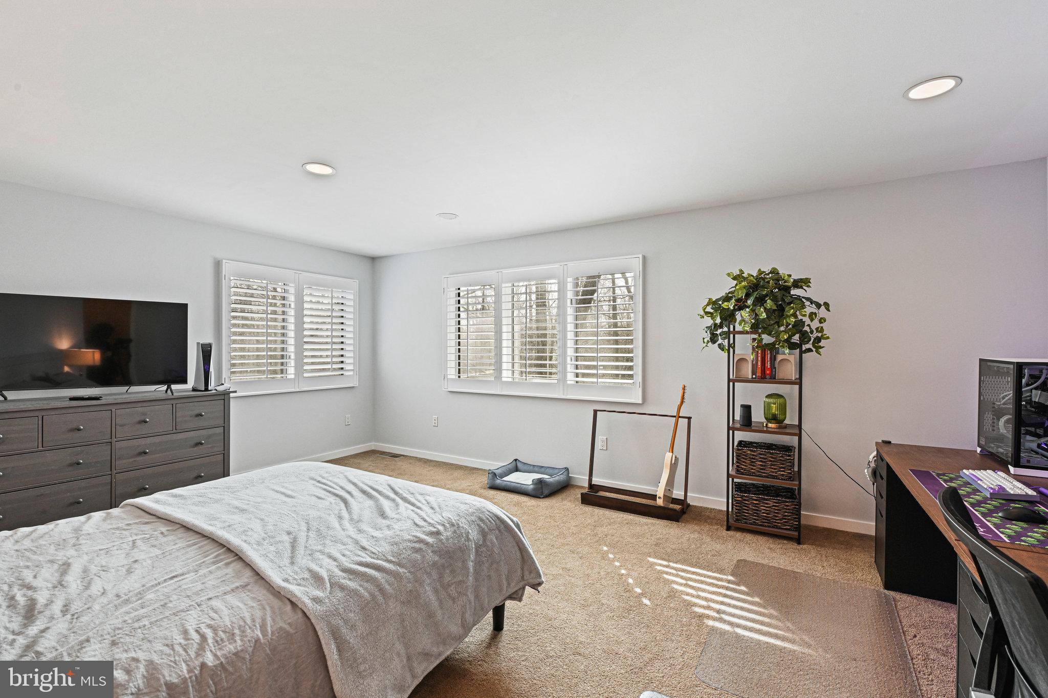 11591 Lake Newport Road Reston, VA 20194 - Photo 40 of 72