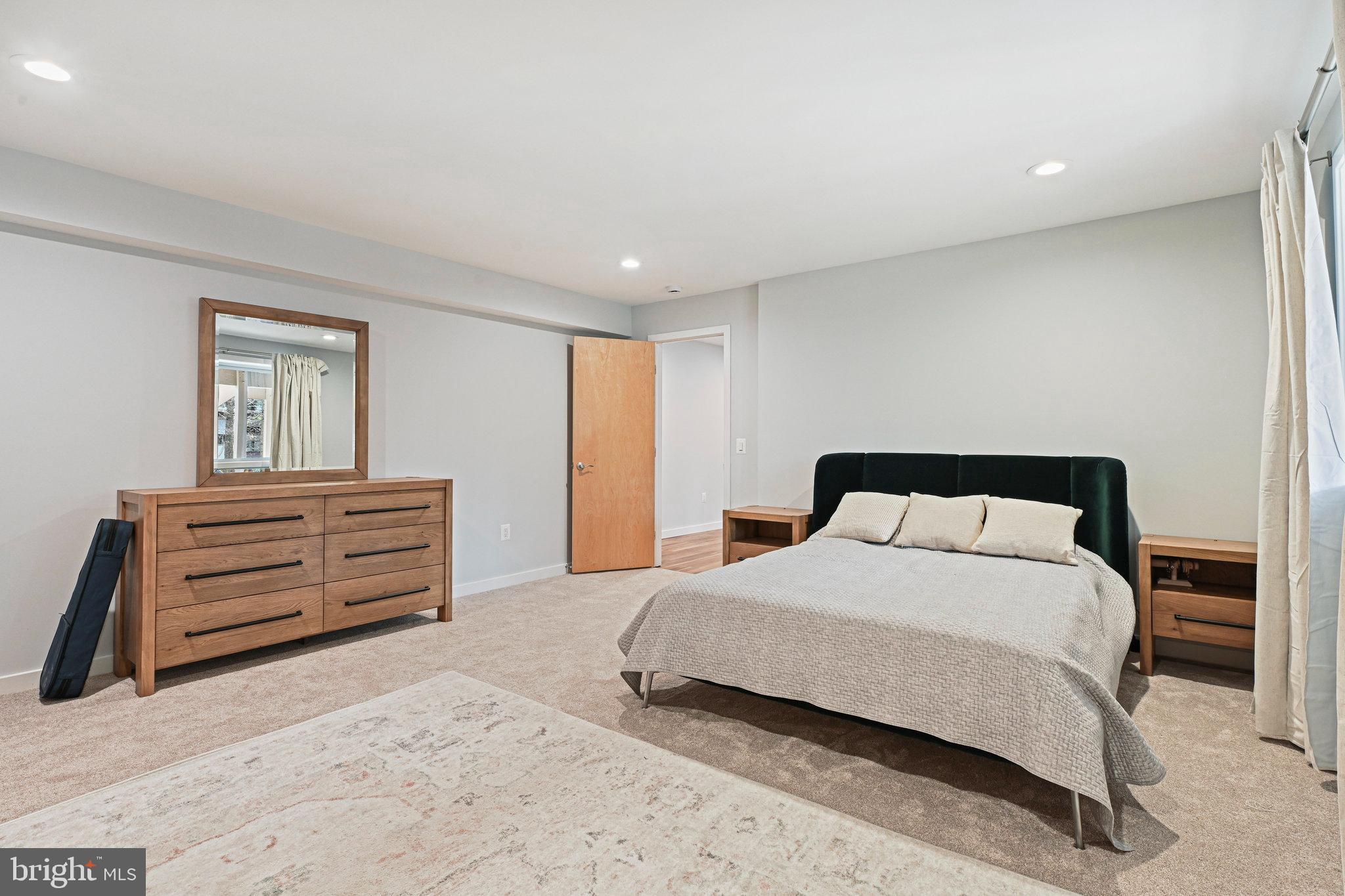 11591 Lake Newport Road Reston, VA 20194 - Photo 58 of 72