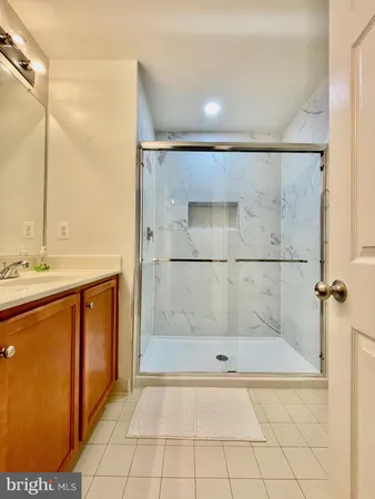 $2,750 | 15706 John Diskin Circle, Unit 138, Woodbridge, VA 22191