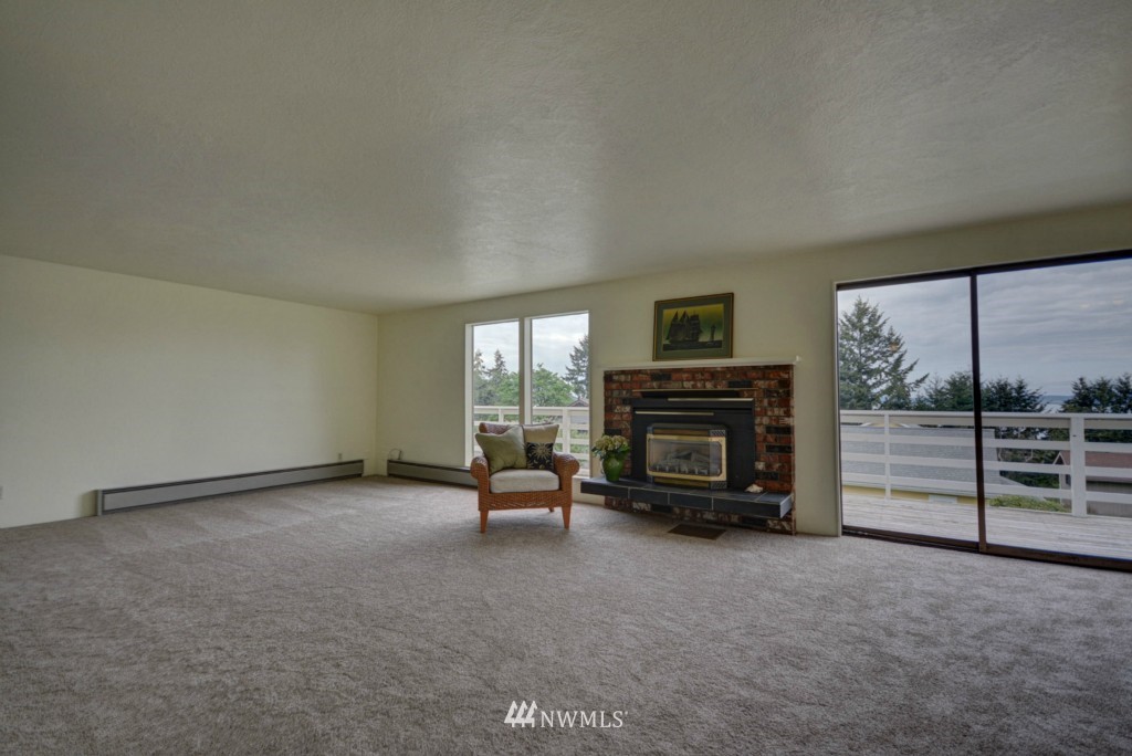 103 Morris Road Coupeville, WA 98239 - Photo 3 of 25 Gallery Image 3