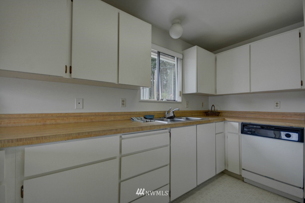 103 Morris Road Coupeville, WA 98239 - Photo 7 of 25 Gallery Image 7