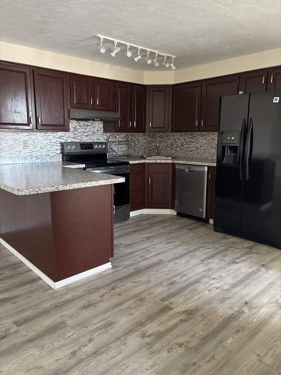 10 Hulbert Road, Unit 23 Worcester, MA 01603 - Photo 2 of 9