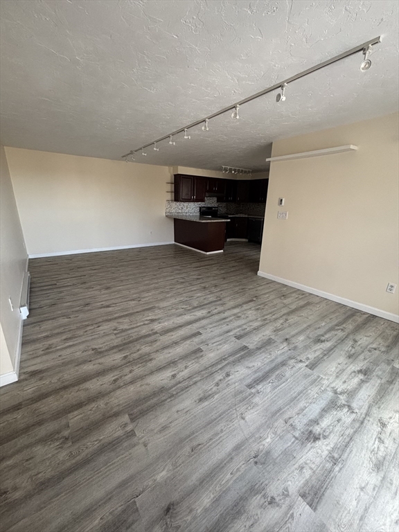 10 Hulbert Road, Unit 23 Worcester, MA 01603 - Photo 3 of 9
