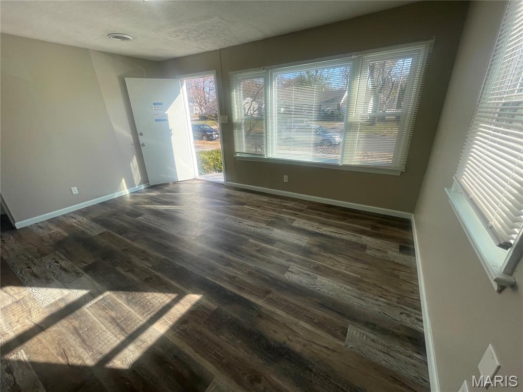 4507 Ashby Road St. Ann, MO 63074 - Photo 6 of 14