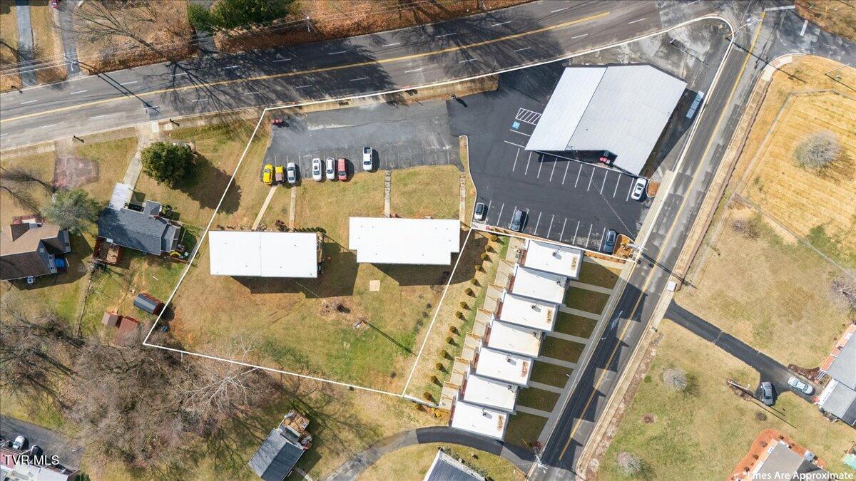 1412 Knob Creek Road, Unit 1 Johnson City, TN 37604 - Photo 12 of 36 12-DJI_20260117130735_0185_D