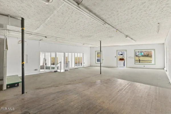 $1,600,000 | 1412 Knob Creek Road, Unit 1, Johnson City, TN 37604