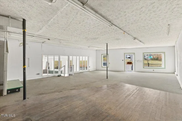 $1,600,000 | 1412 Knob Creek Road, Unit 1, Johnson City, TN 37604