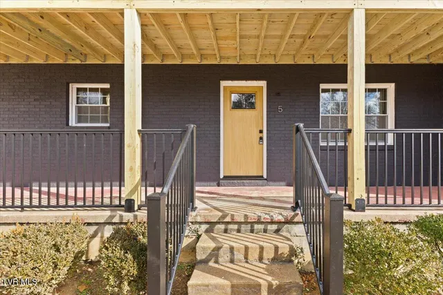 $1,600,000 | 1412 Knob Creek Road, Unit 1, Johnson City, TN 37604