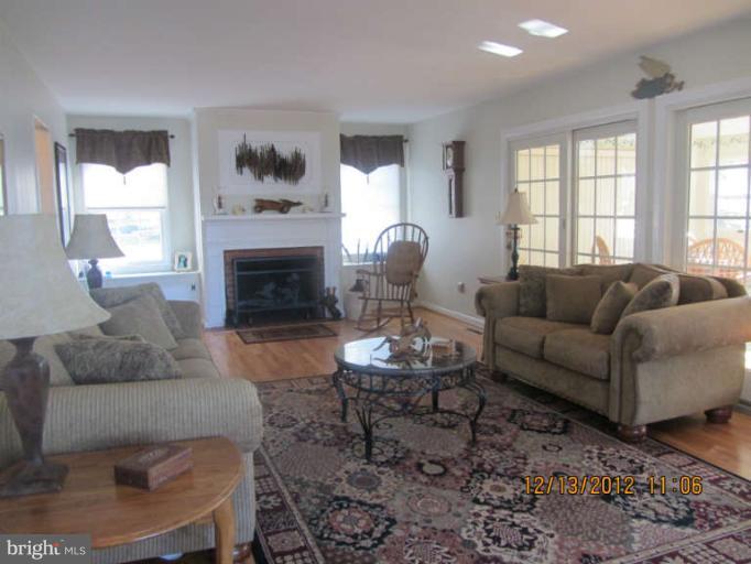 238 River Road Chestertown, MD 21620 - Photo 12 of 29 Family Room