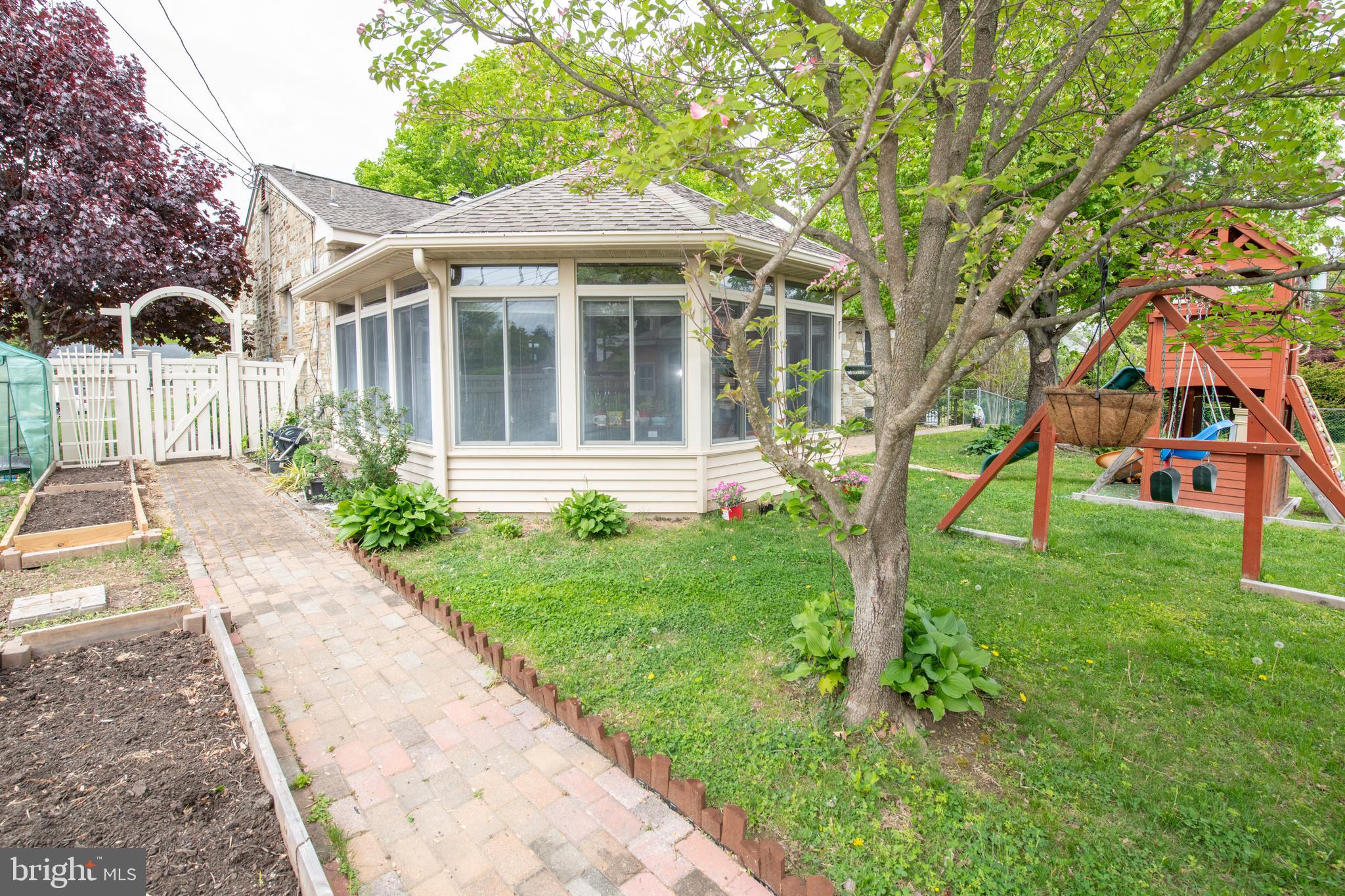 1259 Glenbrook Road Huntingdon Valley, PA 19006 - Photo 8 of 78 Gallery Image 8