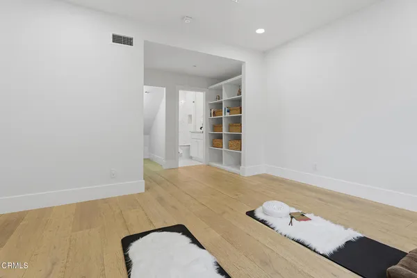 $3,999,999 | 550 Unique Lane, Simi Valley, CA 93065